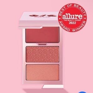 One Size Cheek Clapper in “Fruity Flush” NWT